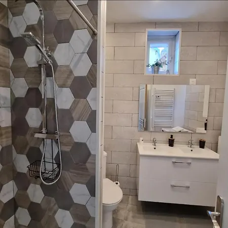 Elegance Provinoise Classe 3 Etoiles * Provins